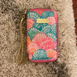 Lilly Pulitzer wristlet